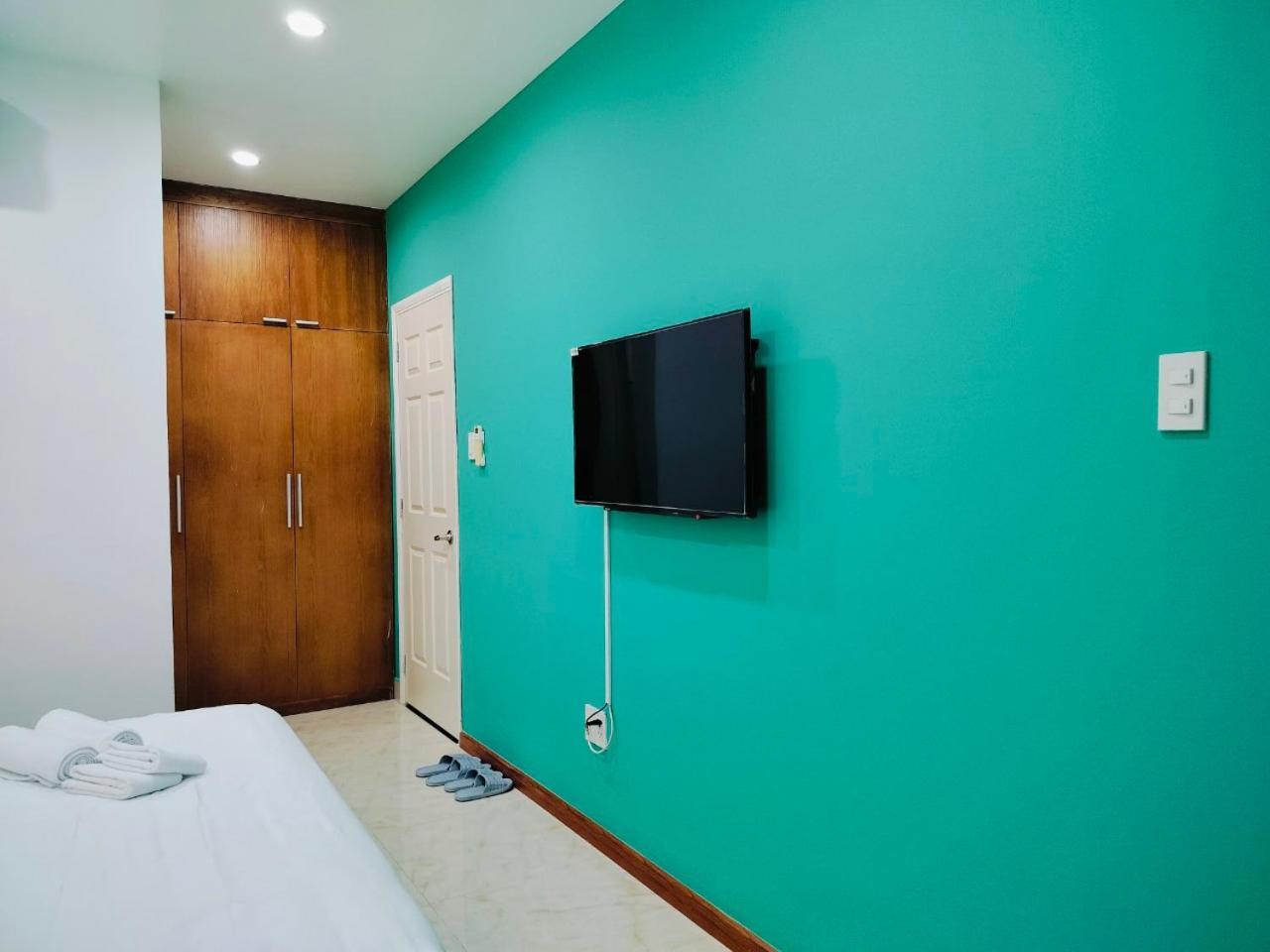 Khách sạn Adventure TP. Hồ Chí Minh